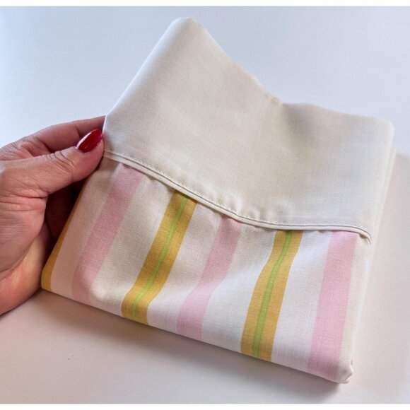 Vintage 70s pillowcase, striped pink yellow and white, single pillow sham - Picture 9 of 9